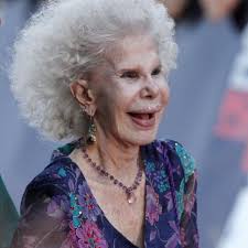 Duchess of Alba, wealthy Spanish aristocrat listed as world's most titled  noble, dies at 88