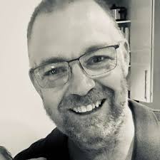 Japanese Shiki-Shima train experience and photos