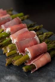 This Delicious Prosciutto Wrapped Asparagus With Goat Cheese Is Such An Elegant Part Prosciutto Wrapped Asparagus Dinner Party Appetizers Goat Cheese Appetizer