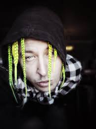 World War Me (@WorldWarMe_)