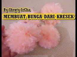 Tutorial Cara Membuat Bunga Dari Kresek Kantong Plastik Youtube Bunga Kerajinan Tangan Anak Kegiatan Untuk Anak