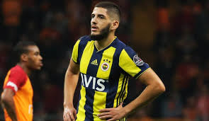 Günün dikkat çeken fenerbahçe manşetlerini sizin için bir araya getirdik. Fenerbahce De Surpriz Kadro Disi Karari Tum Spor Haber