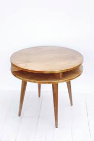 Build This Mid Century Modern Table Yourself Click Through For Instructions Mid Century Modern Side Table Diy Side Table Modern Side Table Diy