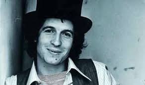 Rino Gaetano, storia del genio di ieri che cantò la realtà di oggi:  intervista ad Anna Gaetano