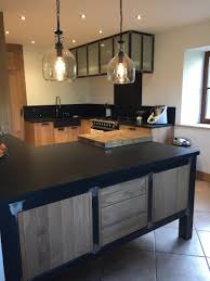 Vous cherchez à refaire votre cuisine sur mesure ? Fabrication De Cuisine Haut De Gamme En Haute Savoie Fabricant De Cuisine Industrielle A Annecy Vente De Cuisines Contemporaines Aravis Le Meuble Savoyard