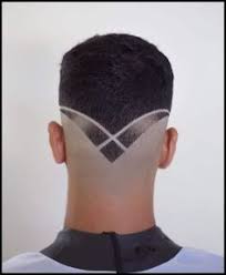 Así cuida un hombre el pelo largo.toma nota del actor de juego de tronos y luce pelazo. Corte De Pelo Para Caballero Barberia Tio Bigote