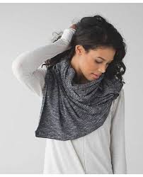 Vinyasa Scarf Rulu Women S Scarves Gloves Lululemon Athletica Lululemon Vinyasa Scarf Lululemon Scarf Womens Scarves