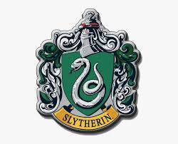 Der weiße becher mit den wappen der häuser gryffindor, ravenclaw, hufflepuff und slytherin ist nicht nur sehr praktisch zum trinken, sondern sieht auch noch toll aus. Slytherin House Garri Potter Hogwarts School Of Witchcraft Harry Potter Slytherin House Cr Harry Potter Kostum Harry Potter Wappen Harry Potter Selber Machen