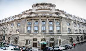 Probabil va ganditi ca sunt student la litere, dar nu sunt. Masterat Studii Literare Litere Ub Community Facebook