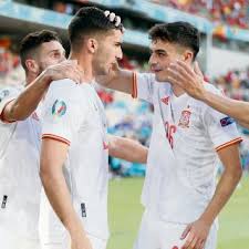 Antonio torres, candidato a presidente de la real federación española de fútbol, negocia con el entorno de diego en caso de ganar. Gx7dr4jlplflkm