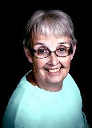 Pearl Schwartz's Instagram, Twitter & Facebook