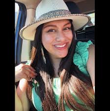 What are good dog groomers in Sunnyside?