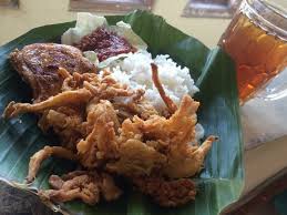 Burung merpati atau burung dara jenis ini umumnya digunakan sebagai ajang tota'an. 13 Tempat Kuliner Boyolali Yang Enak Lengkap Dengan Lokasinya Wisata Indonesia