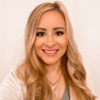 Kayla Ewing's Instagram, Twitter & Facebook