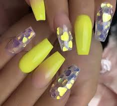 Onze acryl poeder is van salon kwaliteit. Pin By Kim Morgan On Nails Yellow Nails Yellow Nails Design Coffin Nails Designs