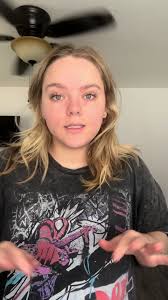 ella stout (@ellastout)