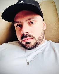 Joshua Dutra's Instagram, Twitter & Facebook