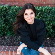 Born as tiffani amber thiessen, on 23 rd of january in the year 1974, she is a famous american origin actress from long beach, california. Tiffani Thiessen Tiffanithiessen Twitter