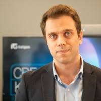 400+ perfiles de «Macellari»