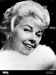 Blonde singer hi-res stock photography and images