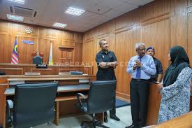 Anda juga boleh membuat tuntutan sekiranya kemalangan berlaku disebabkan oleh kecuaian sendiri seperti anda tertidur semasa memandu atau bermain telefon bimbit. Gunakan Perkhidmatan Tribunal Pengguna Sebaik Mungkin