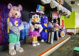 Chuck E Cheese S Suburban Chicago Outlet To Close Amid Crime Reports