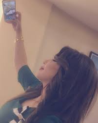 صور شهد الشمري mirror selfie selfie scenes