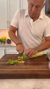 My viral Tuna Salad Recipe ⬇️ tuna (always in oil), red onion, dill ...