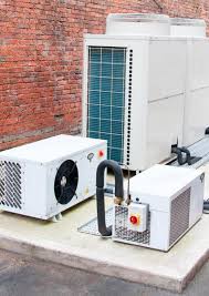 Industrial cooling equipment includes top and vertical mount air conditioners. What Is Industrial Air Conditioning With Pictures