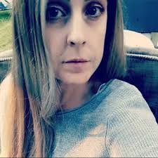 Kimberly Scholl's Instagram, Twitter & Facebook