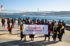 Université galatasaray) is a turkish university established in i̇stanbul, turkey in 1992. Galatasaray Universitesi Nden Akademisyenler Universite Boyun Egmeyecek Evrensel