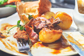 Maybe you would like to learn more about one of these? Sunday Roast With 21 Day Aged Sirloin Of Beef Beef Dripping Roast Potatoes Yorkshire Puddings And Gravy Traditional Food In English Pub Stock Photo Adobe Stock