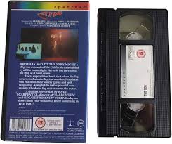 Amazon.com: The Fog [VHS] : Adrienne Barbeau, Jamie Lee Curtis, Janet  Leigh, John Houseman, Tom Atkins, James Canning, Charles Cyphers, Nancy  Kyes, Ty Mitchell, Hal Holbrook, John F. Goff, George Buck Flower,