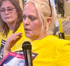 Jolene Miles's Instagram, Twitter & Facebook