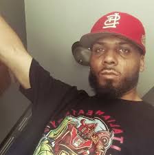 I been alive all these years & I Never seen a damn CHINESE FOOD COMMERCIAL.  😒😭