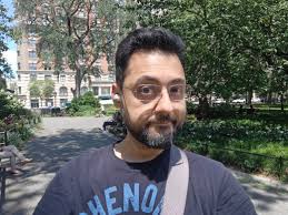 Salon massage trans paris luna is high, slender, and