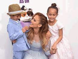 David letterman's my next guest needs no introduction interview with george clooney is revealing — only for the two of them, who haven't heard the stories fans have. George Clooney Amal Clooney Hires Secret Service Bodyguards For Children Barrister Demands Action Against Isis In French Court The Economic Times