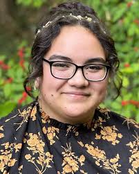 20 area students to receive book scholarships