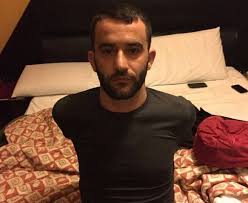 Objektiv i atentatit në burgun e Vaqarrit ishte Gazmir Daci. I dyshuar  është Ergys Kolaveri