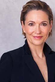 Laurie Steiger's Instagram, Twitter & Facebook