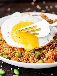 Quinoa Fried Rice Recipe 15 Minute Easy And Healthy Dinner Recipe Quinoa Fried Rice Fried Rice Recipe Recipes