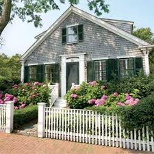 Warna putih dengan dinding keramik motif abstrak Inspirasi Dan Ide Warna Cat Pagar Kayu Menawan Inspirasi Warna