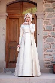 Gencler Icin Tesettur Kapali Abiye Modelleri Designer Dresses Casual Muslim Fashion Outfits Hijab Fashion Inspiration
