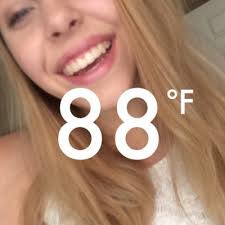 Chloe Akers (@chloeiakers)