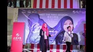 Secara liriknya, kebanyakan lagu di dalam album ini adalah berdasarkan kehidupan dan pengalamannya. Shila Amzah Myjourney Concert Bts Youtube