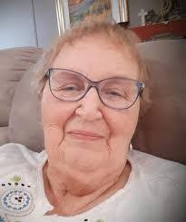 Gina Ladd's Instagram, Twitter & Facebook