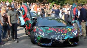 Ce sont les plus belles villes du monde. Le Village Prefere Des Amateurs De Voitures Sportives