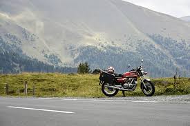Fahrverbot In Tirol Das Mussen Motorradfahrer Kunftig Beachten Antenne Bayern