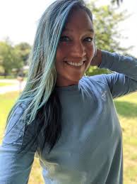 Let's talk colored hair. Is it normal that my blue highlights bleed like  this the first night after being done? After coming home from the salon, I  went to bed and woke
