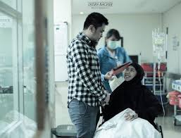 Syaikh mishari rasyid untuk pertama kalinya datang ke indonesia. Kronologi Kehamilan Ke 3 Oki Setiana Dewi Penuh Warna Penuh Cerita Kapanlagi Com